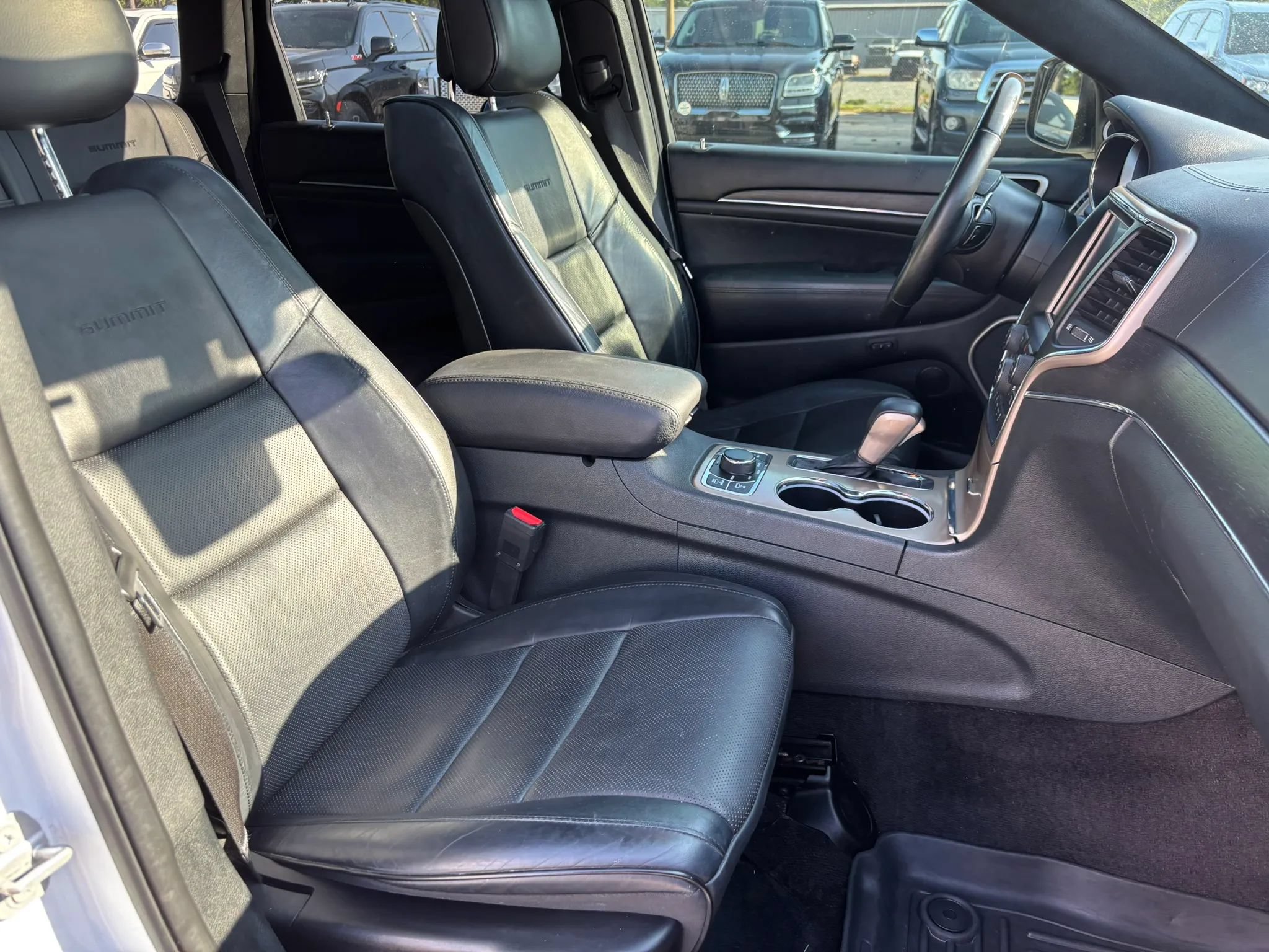 Used 2016 Jeep Grand Cherokee Summit w/ Platinum Series Group AWD/4WD image 22