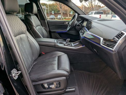 Used 2022 BMW X5 M50i w/ Executive Package image 23