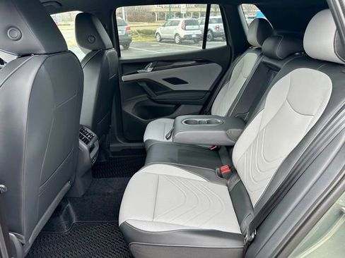 New 2026 Volkswagen Tiguan SE R-Line image 18