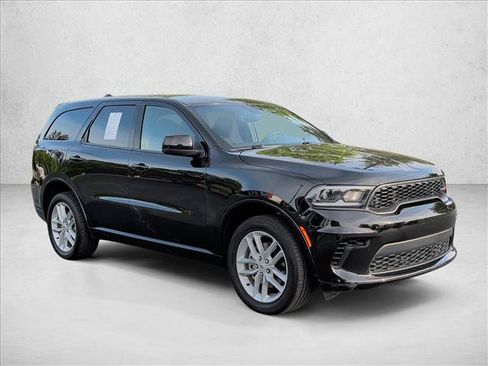 Used 2025 Dodge Durango GT AWD/4WD image 3