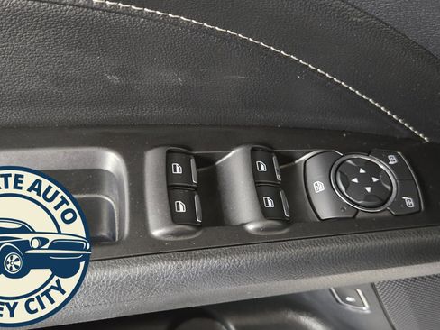 Used 2020 Ford Fusion Titanium image 22