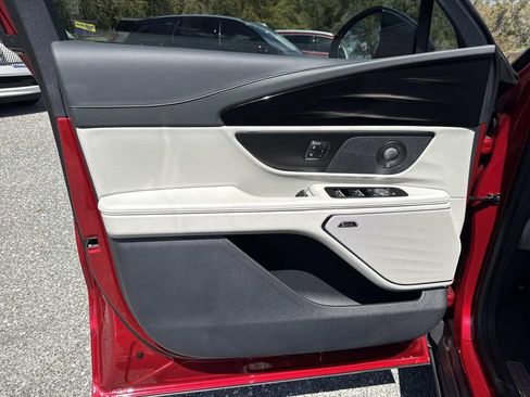 New 2026 Lincoln Nautilus Premier w/ Equipment Group 102A image 18