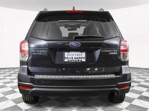 Used 2017 Subaru Forester 2.5i Premium image 16