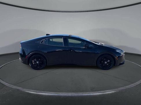 Certified 2025 Toyota Prius AWD image 9