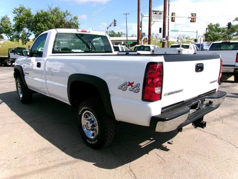 Used 2005 Chevrolet Silverado 2500 W/T AWD/4WD image 5