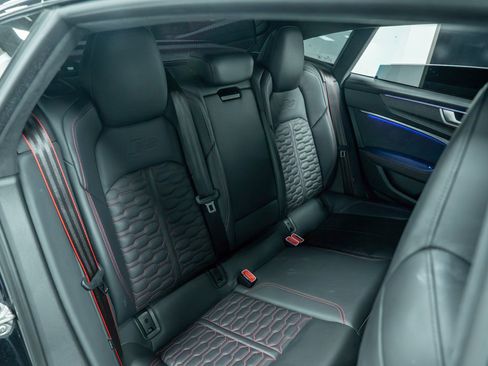 Used 2022 Audi RS 7 Sportback image 53