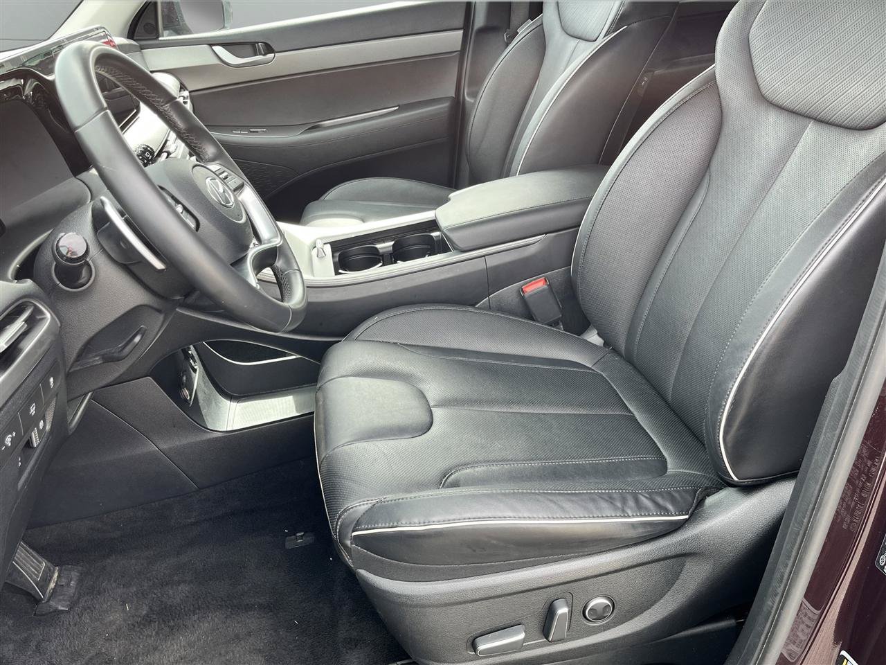 Used 2025 Hyundai Palisade SEL AWD/4WD image 16