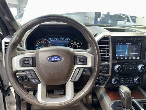 Used 2017 Ford F150 King Ranch w/ Equipment Group 601A Luxury AWD/4WD image 18