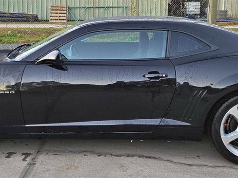 Used 2015 Chevrolet Camaro LT w/ RS Package image 2