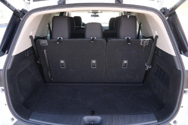 Certified 2025 Nissan Pathfinder SV AWD/4WD image 7