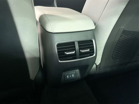 New 2025 Hyundai Sonata Limited image 23