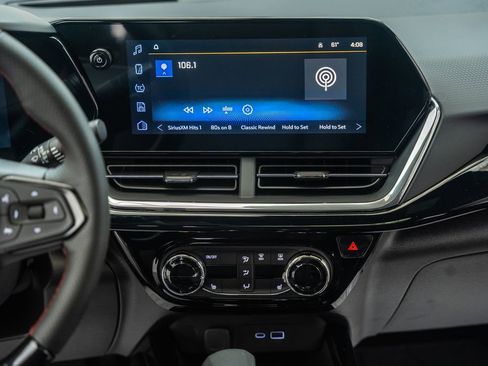 New 2026 Chevrolet Trax RS w/ Sunroof Package FWD image 20