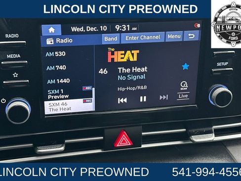 Used 2021 Hyundai Elantra SEL w/ Convenience + Premium Package image 16