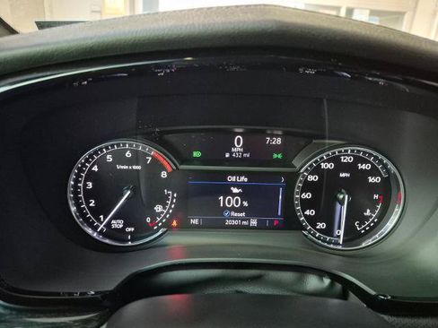 Used 2021 Cadillac XT5 Premium Luxury AWD/4WD image 23