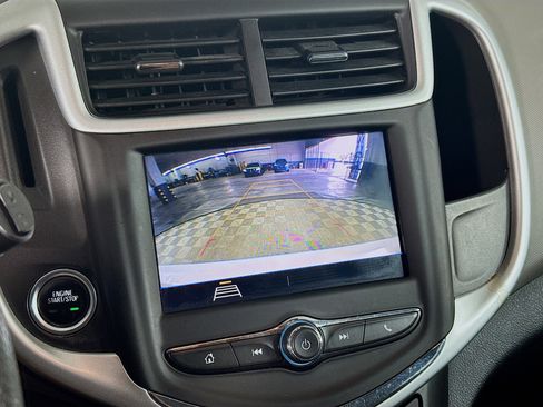 Used 2020 Chevrolet Sonic LT image 19