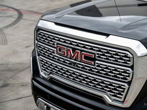 Used 2021 GMC Sierra 1500 Denali w/ Denali Ultimate Package image 30