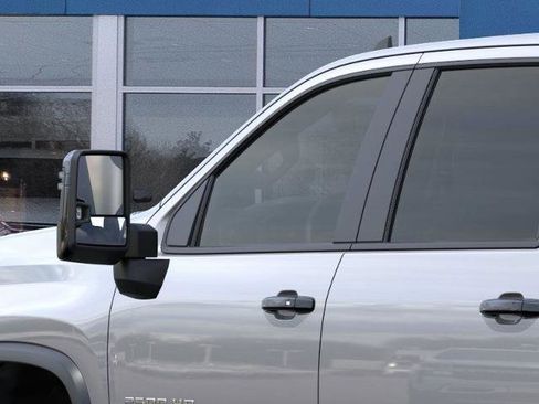 New 2026 Chevrolet Silverado 2500 ZR2 image 38