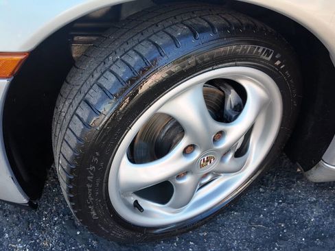 Used 1999 Porsche Boxster image 20