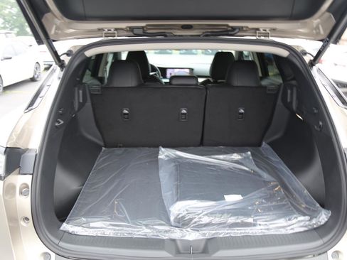 New 2025 Nissan Murano SL image 15