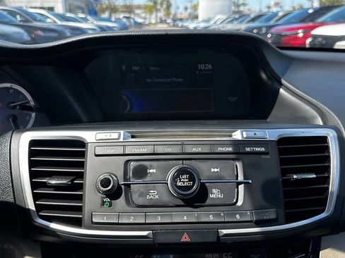 Used 2016 Honda Accord LX image 21