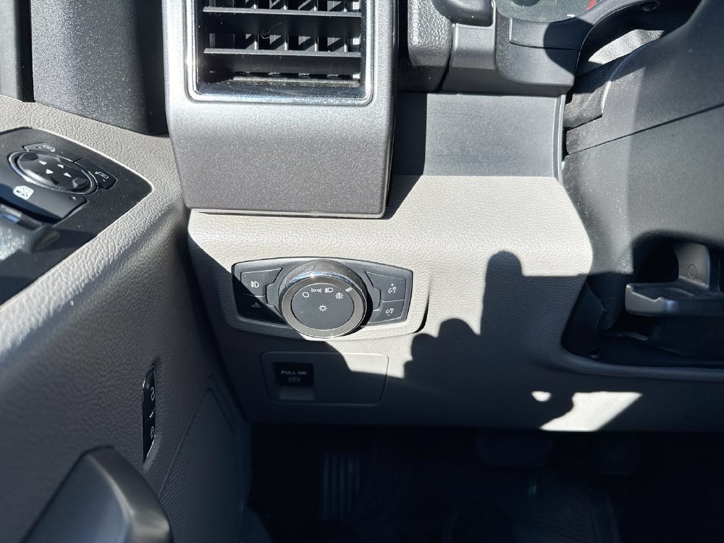 Used 2020 Ford F150 XLT AWD/4WD image 17