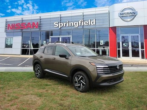 New 2026 Nissan Kicks SV w/ SV Premium Package image 1