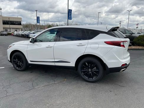 New 2026 Acura RDX SH-AWD image 5