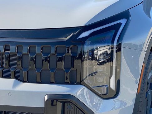 New 2026 Kia Sportage X-Pro Prestige image 8