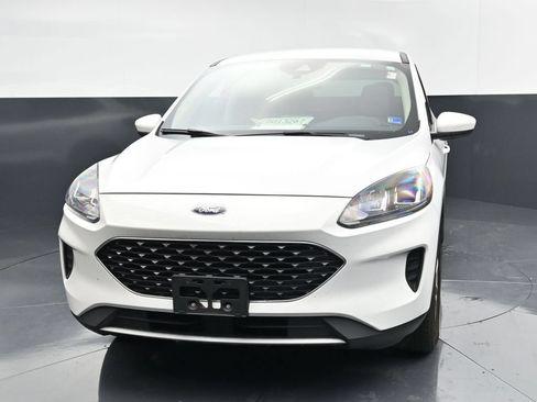 Used 2020 Ford Escape SE AWD/4WD image 3