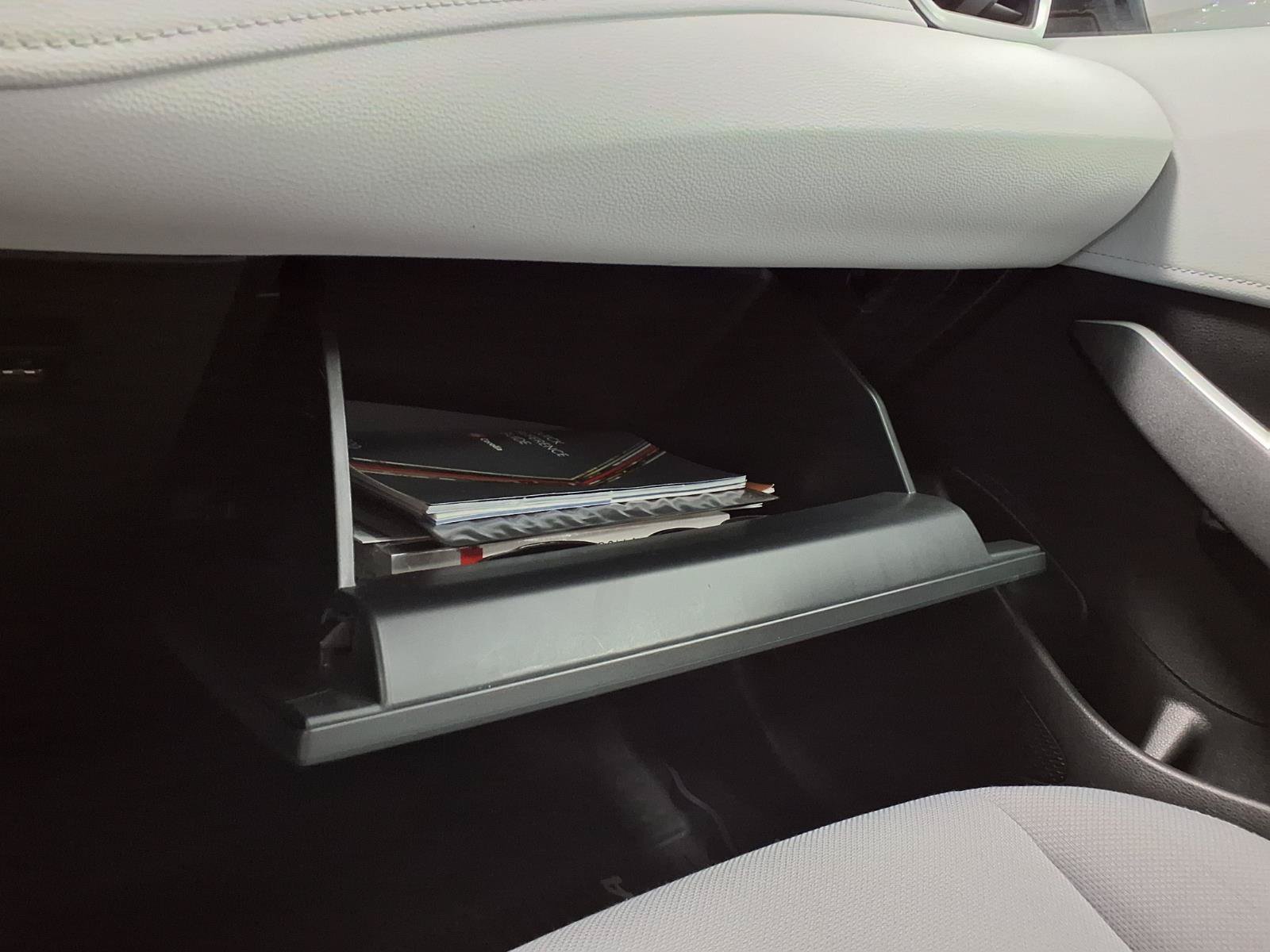Used 2020 Toyota Corolla SE FWD image 24