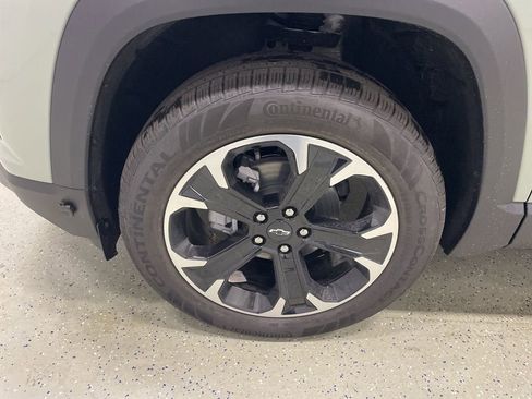 New 2026 Chevrolet Equinox LT w/ Convenience Package II image 8