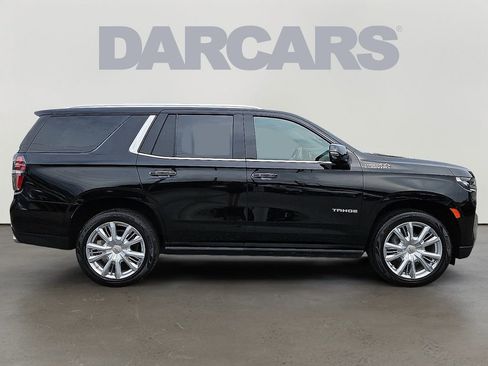 Used 2022 Chevrolet Tahoe High Country w/ Premium Package image 7