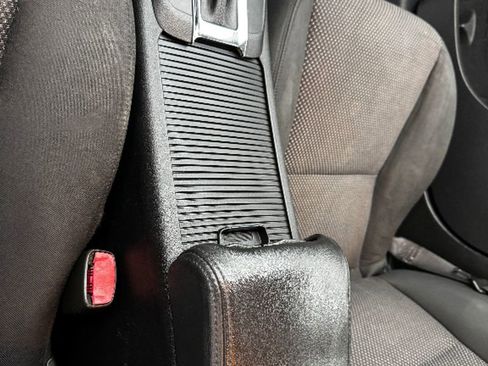 Used 2009 Chevrolet Malibu LS image 26