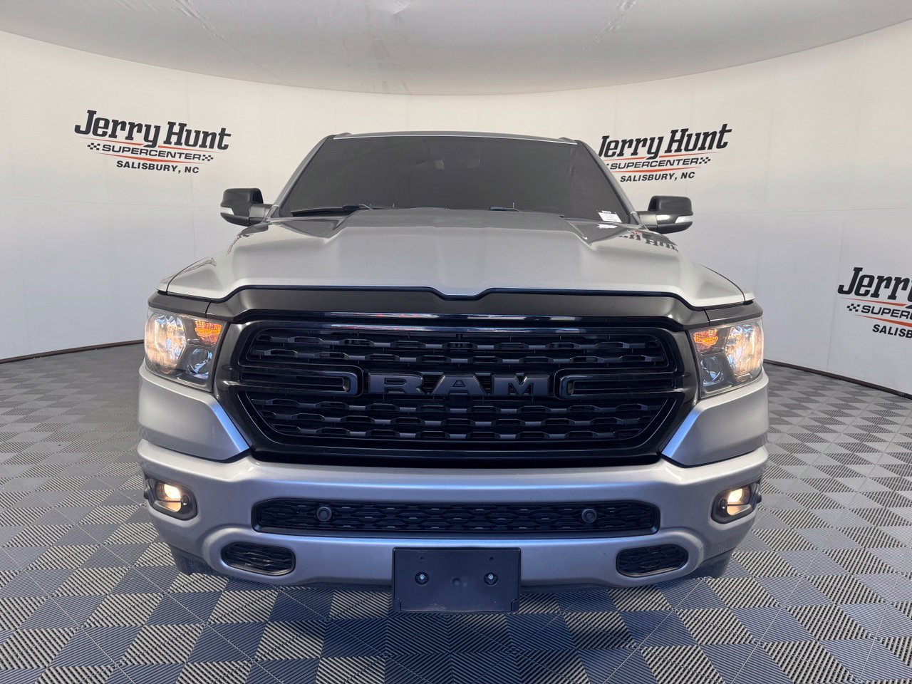 Used 2022 RAM 1500 Big Horn AWD/4WD image 5