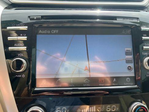 Used 2015 Nissan Murano SV FWD image 20