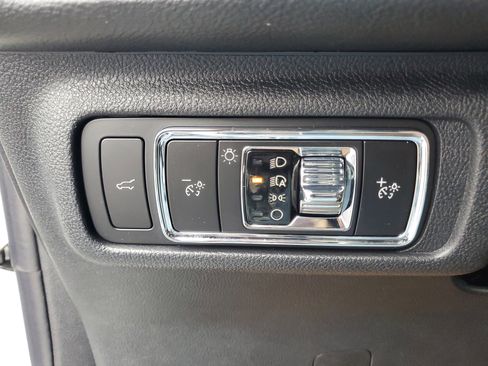 New 2026 Lincoln Corsair Premiere image 14