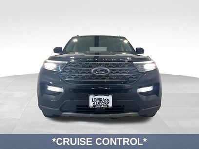 Used 2022 Ford Explorer XLT w/ XLT Sport Appearance Package
