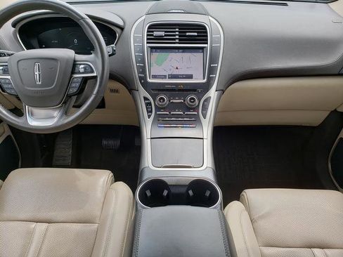 Used 2019 Lincoln Nautilus Reserve AWD/4WD image 16