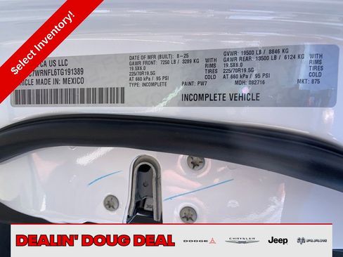 New 2026 RAM 5500 Tradesman w/ Chrome Appearance Group image 33