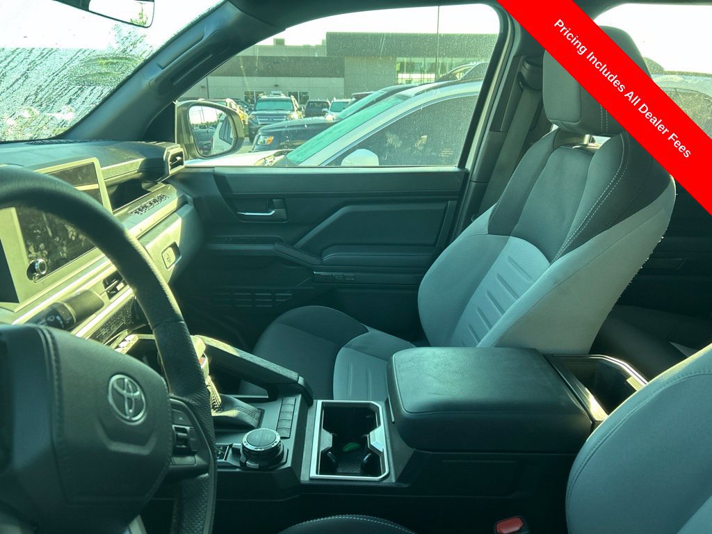 Used 2025 Toyota Tacoma TRD Sport AWD/4WD image 10