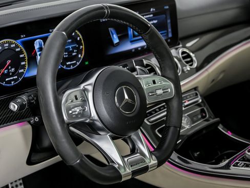Used 2019 Mercedes-Benz E 63 AMG S image 25