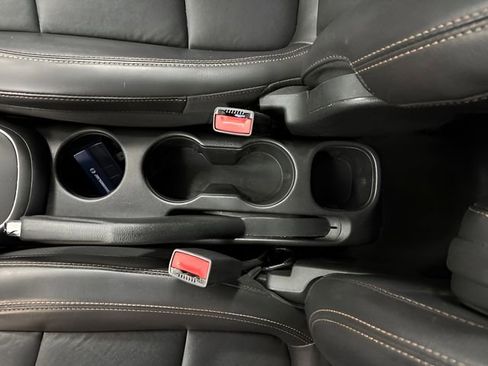 Used 2021 Chevrolet Trax LT w/ Premium Seat Package image 24