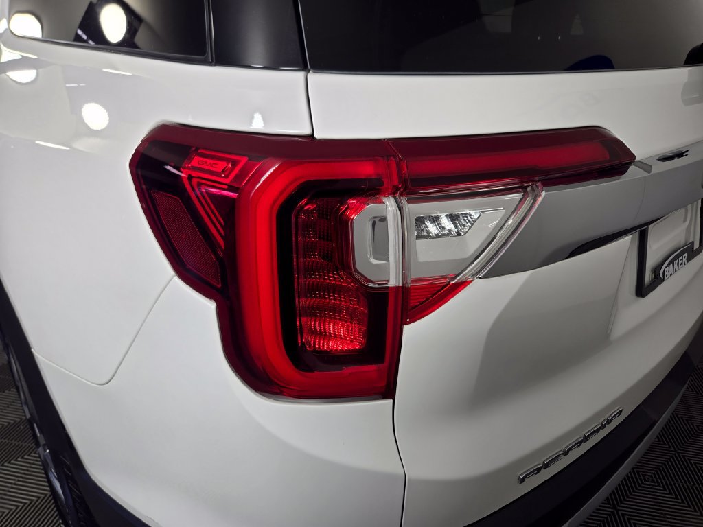 Certified 2023 GMC Acadia SLT w/ Trailering Package AWD/4WD image 40