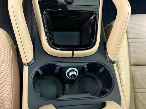 Certified 2026 Porsche Cayenne E-Hybrid AWD/4WD image 24