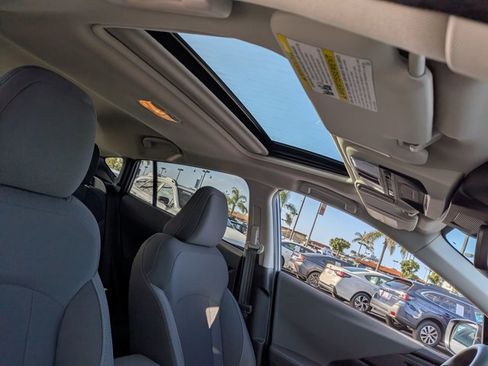 Certified 2025 Subaru Crosstrek 2.0i Premium image 21