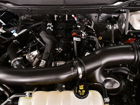 Used 2025 Ford F150 Lariat w/ Equipment Group 501A Mid AWD/4WD image 33