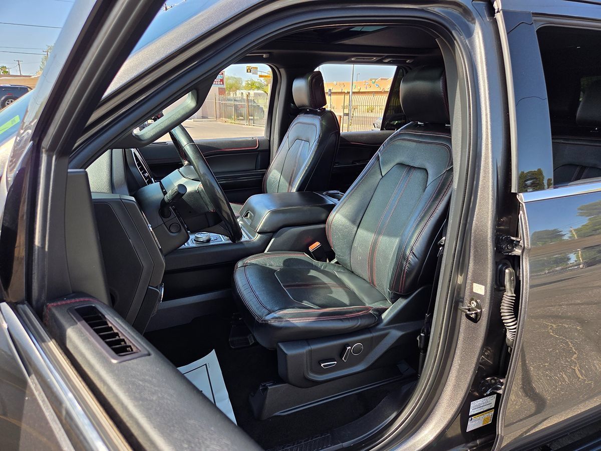Used 2019 Ford Expedition Limited w/ Equipment Group 303A AWD/4WD image 47