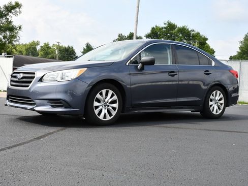 Used 2017 Subaru Legacy 2.5i w/ Alloy Wheel Package AWD/4WD image 3