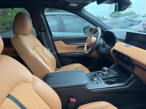 Used 2024 MAZDA CX-90 3.3 Turbo S w/ Premium Plus AWD/4WD image 4
