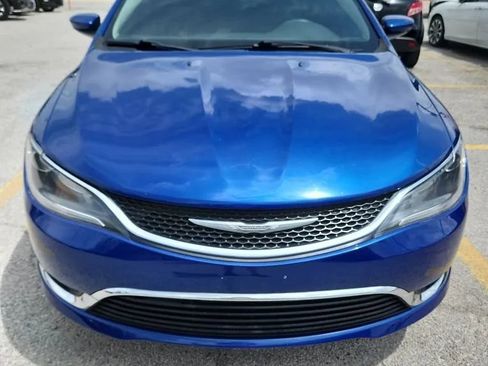 Used 2015 Chrysler 200 Limited FWD image 2